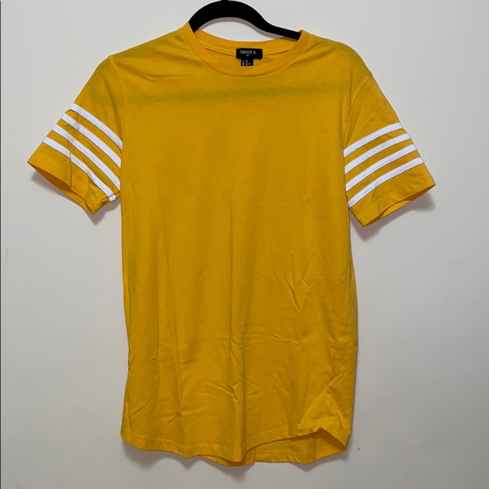 Short sleeve top
